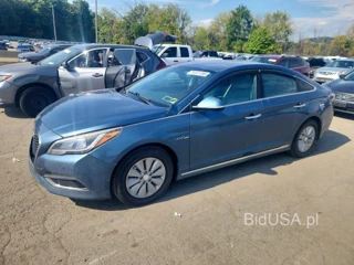 HYUNDAI SONATA HYBRID SE