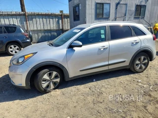 KIA NIRO LX