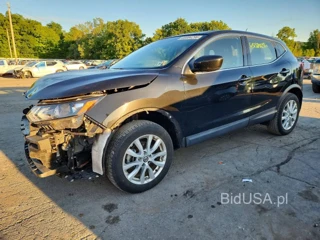 NISSAN ROGUE SPORT S
