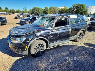 VOLKSWAGEN TIGUAN SE