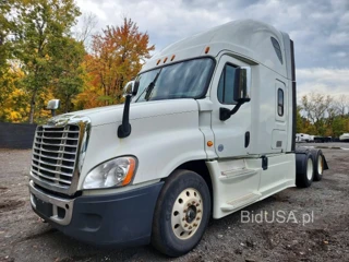 FREIGHTLINER CASCADIA 125
