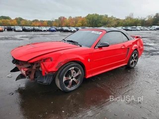 FORD MUSTANG
