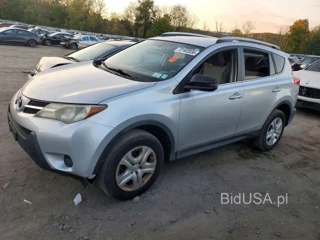 TOYOTA RAV4 LE
