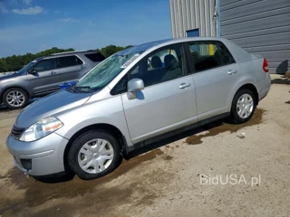 NISSAN VERSA 1.8 S