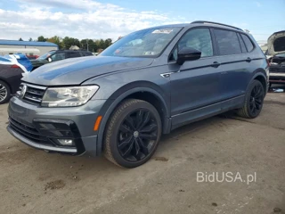 VOLKSWAGEN TIGUAN SE