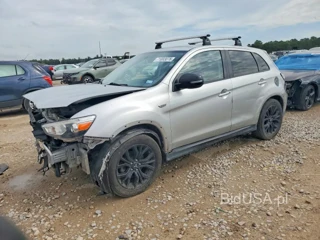 MITSUBISHI OUTLANDER SPORT ES