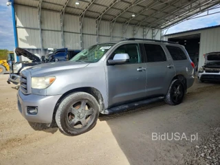 TOYOTA SEQUOIA SR5