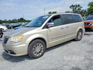 CHRYSLER TOWN & COUNTRY TOURING L