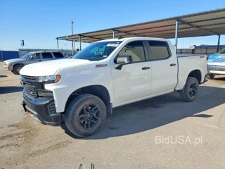 CHEVROLET SILVERADO K1500 LT TRAIL BOSS