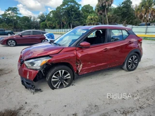NISSAN KICKS SV