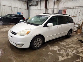 TOYOTA SIENNA XLE 7 PASSENGER