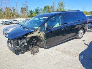 TOYOTA SIENNA LE