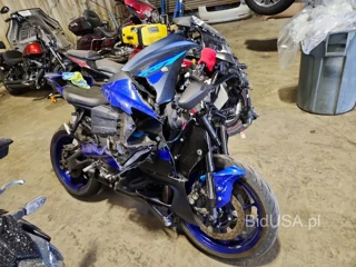 YAMAHA YZFR7