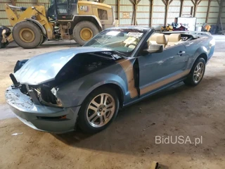 FORD MUSTANG GT