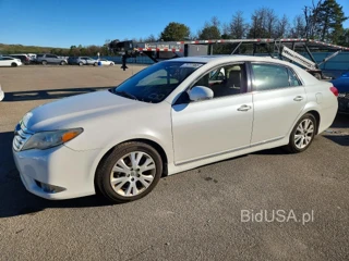 TOYOTA AVALON BASE