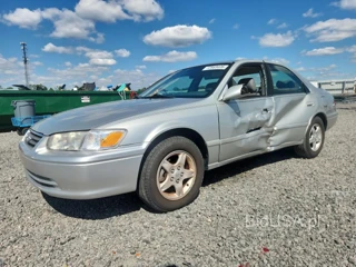 TOYOTA CAMRY LE V6