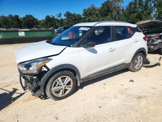 NISSAN KICKS S