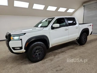 NISSAN FRONTIER PRO-4X