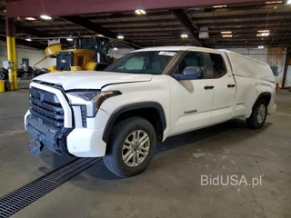 TOYOTA TUNDRA DOUBLE CAB SR5