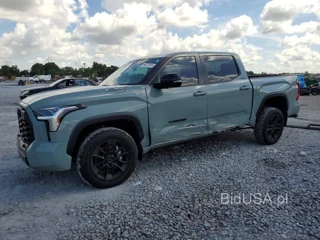 TOYOTA TUNDRA LIMITED HV