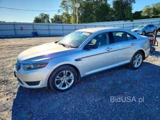FORD TAURUS SE
