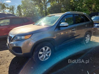 KIA SORENTO LX