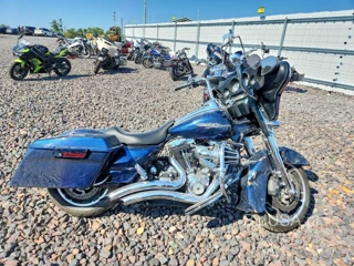 HARLEY-DAVIDSON FLHX STREET GLIDE