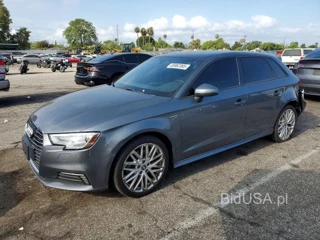 AUDI A3 E-TRON PREMIUM