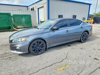 NISSAN ALTIMA SR