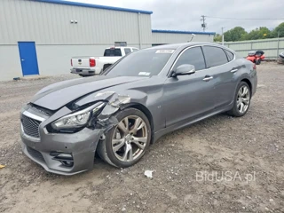 INFINITI Q70 3.7