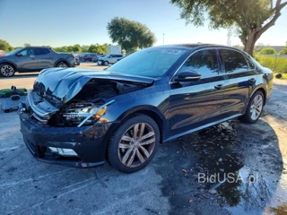 VOLKSWAGEN PASSAT SE