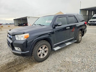 TOYOTA 4RUNNER SR5