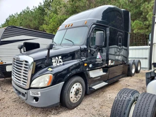 FREIGHTLINER CASCADIA 125