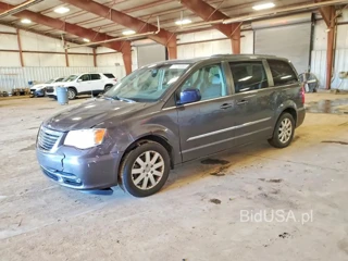 CHRYSLER TOWN & COUNTRY TOURING