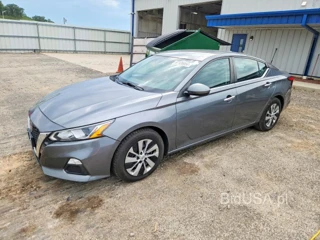 NISSAN ALTIMA S