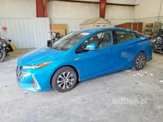 TOYOTA PRIUS PRIME XLE
