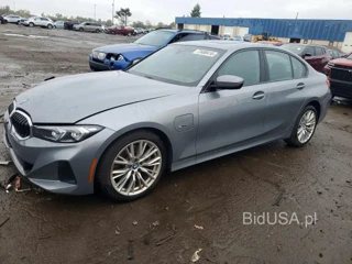 BMW 330XE