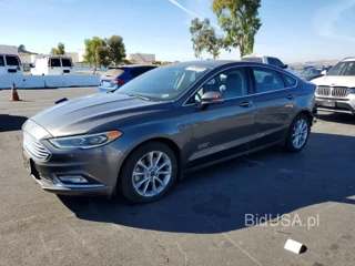 FORD FUSION TITANIUM PHEV