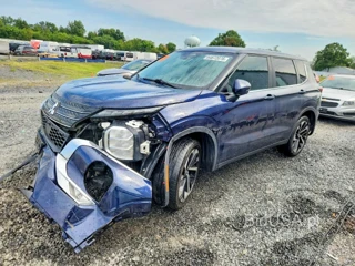 MITSUBISHI OUTLANDER SE