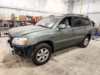 TOYOTA HIGHLANDER BASE