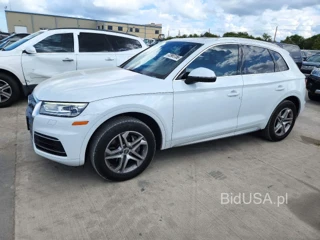 AUDI Q5 PREMIUM