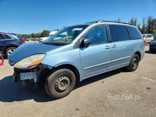 TOYOTA SIENNA CE 7-PASSENGER