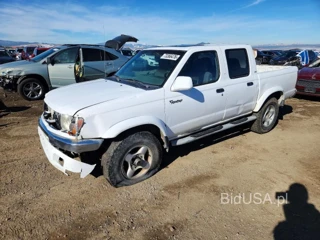 NISSAN FRONTIER XE
