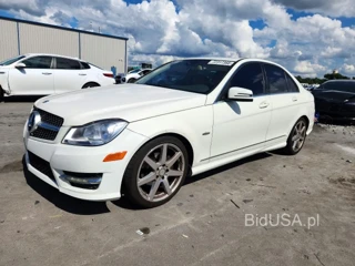 MERCEDES-BENZ C 250