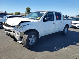NISSAN FRONTIER SE