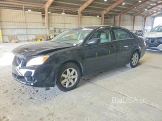 TOYOTA AVALON XL