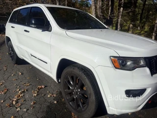 JEEP GRAND CHEROKEE OVERLAND