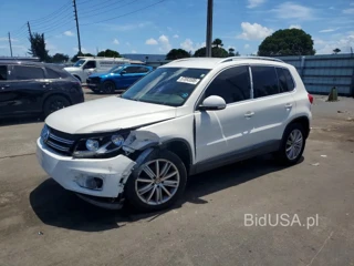 VOLKSWAGEN TIGUAN S