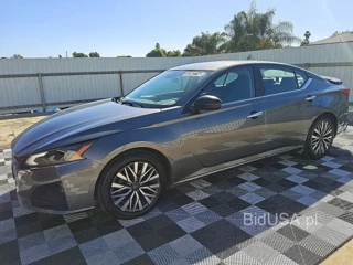 NISSAN ALTIMA SV