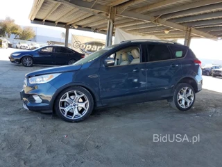 FORD ESCAPE TITANIUM